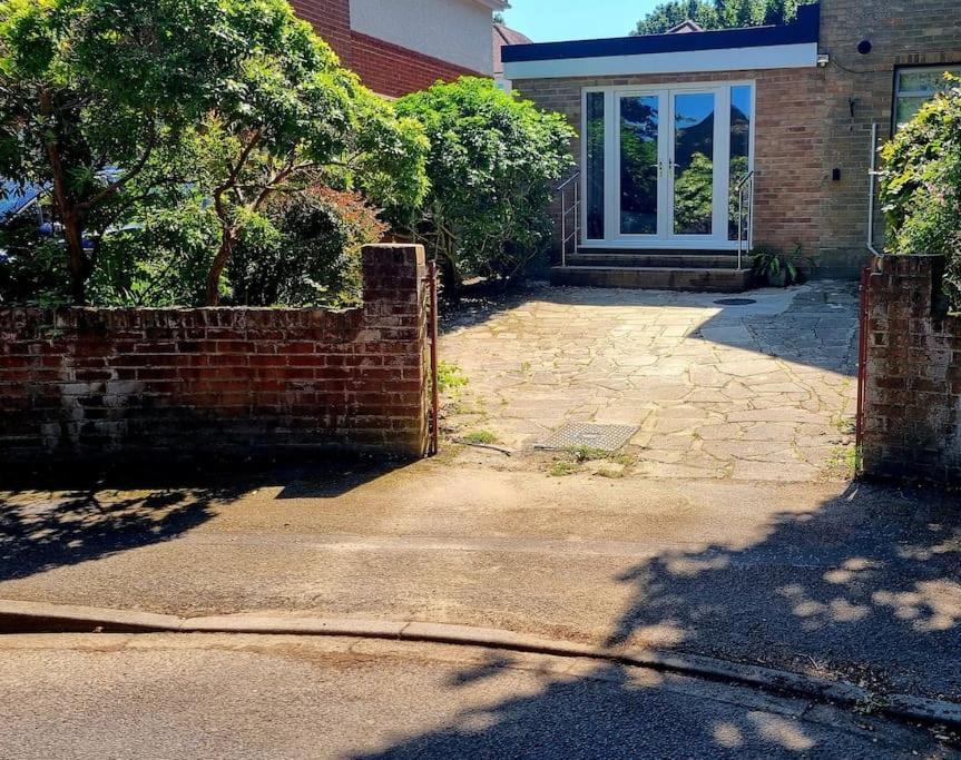 Private Self-Contained Place Bournemouth Eksteriør bilde